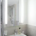 Base Hotel 4*