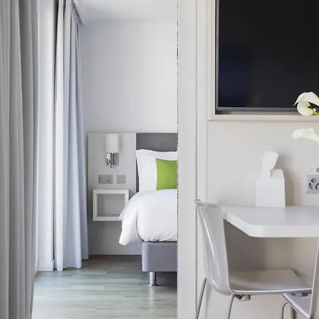 Hotell Base