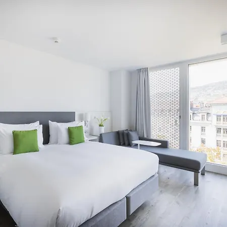 Hotell Base